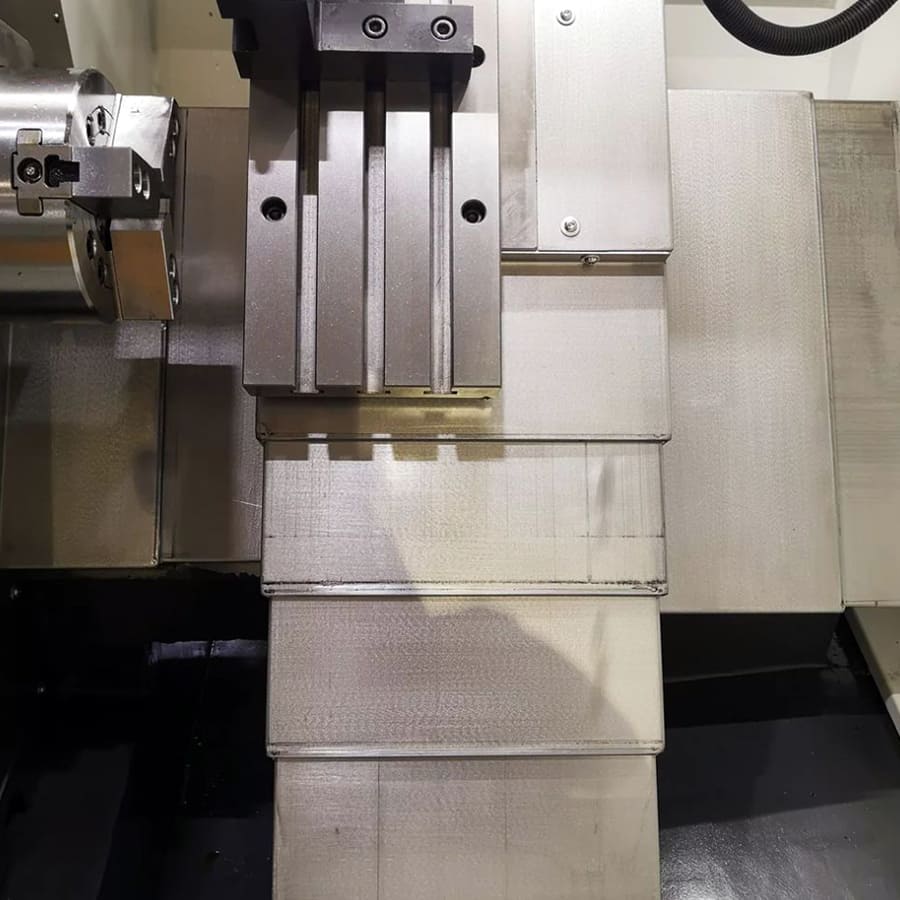 Защитный кожух направляющей рельса токарного станка с ЧПУ